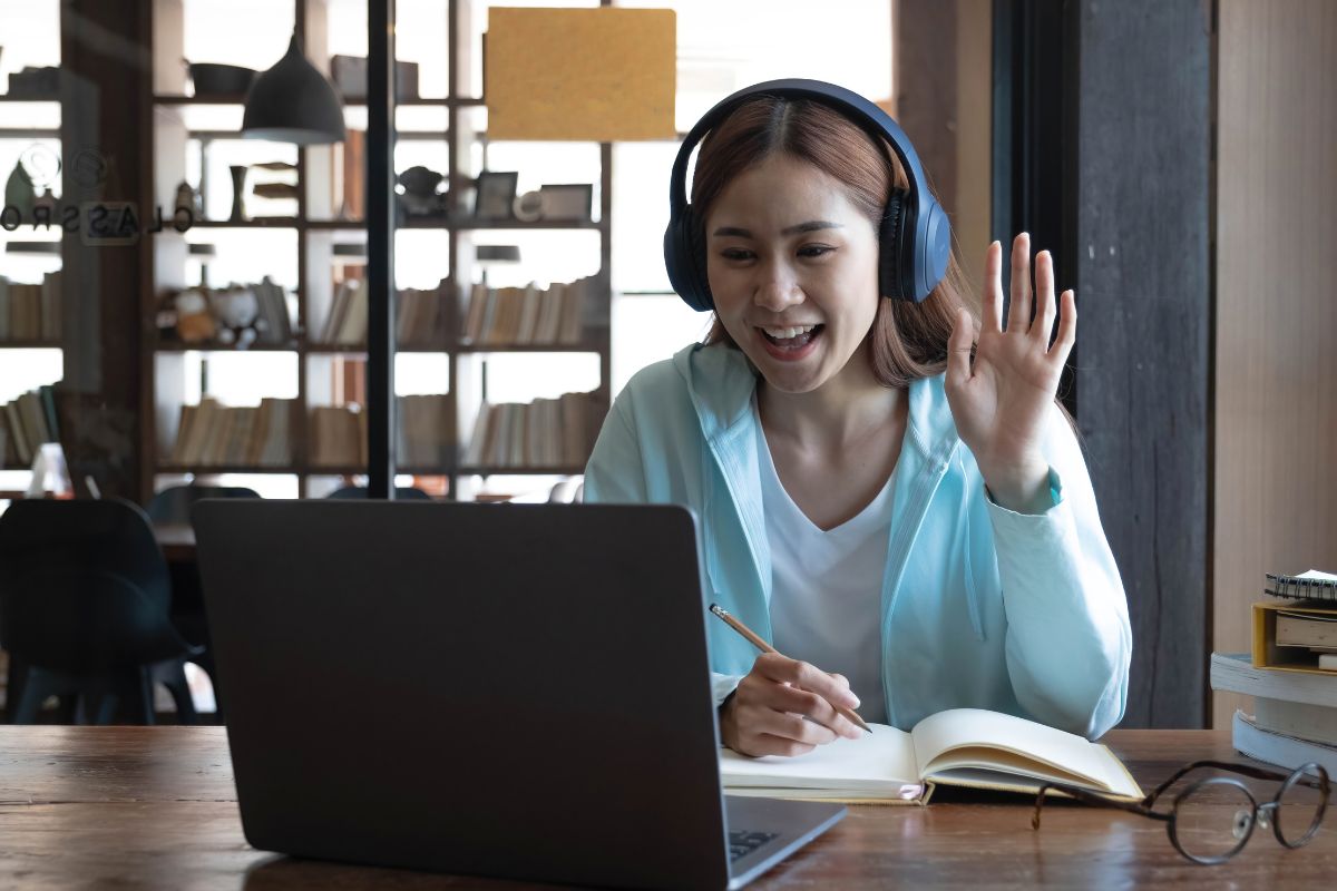 Khóa học tiếng Nhật giao tiếp – Giao tiếp tự tin, phản xạ tự nhiên.