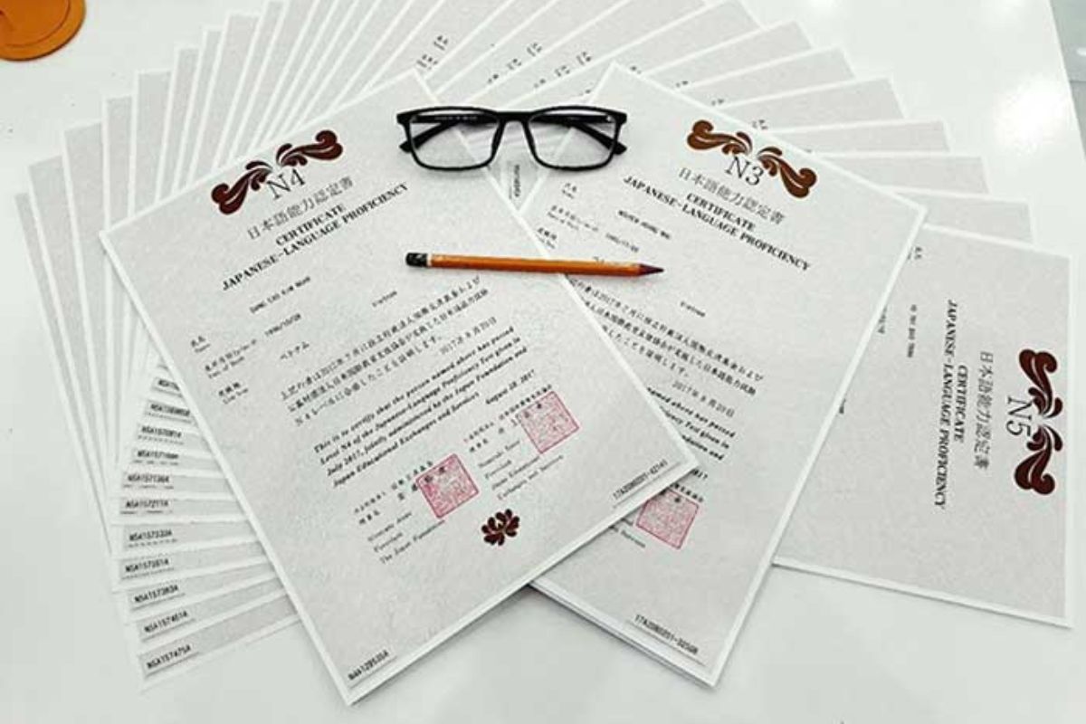 Chứng chỉ JLPT có giá trị bao lâu? Có cần thi lại không?
