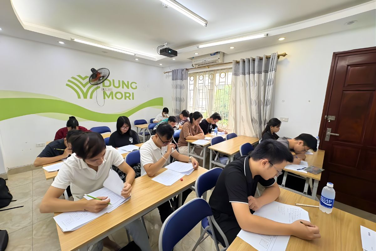 Trung tâm Tiếng Nhật Dũng Mori