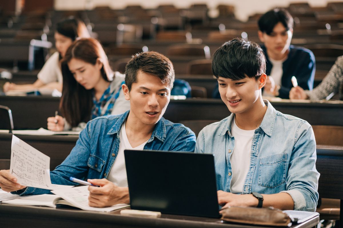 Lợi ích khi học các câu tiếng Nhật giao tiếp thông dụng